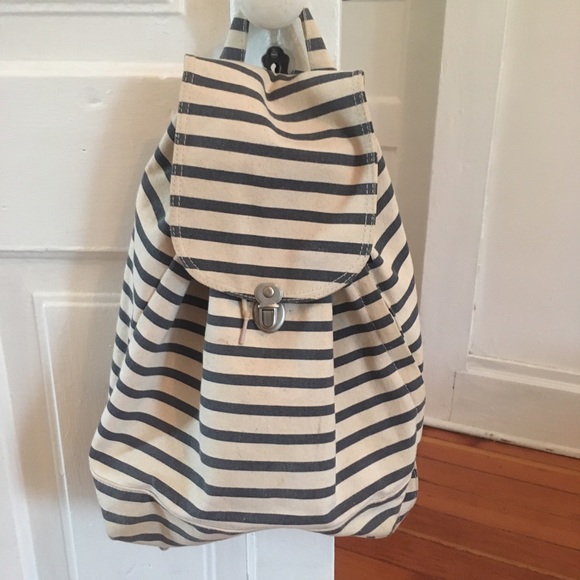 Baggu drawstring backpack: sailor stripe - Picture 2 of 5